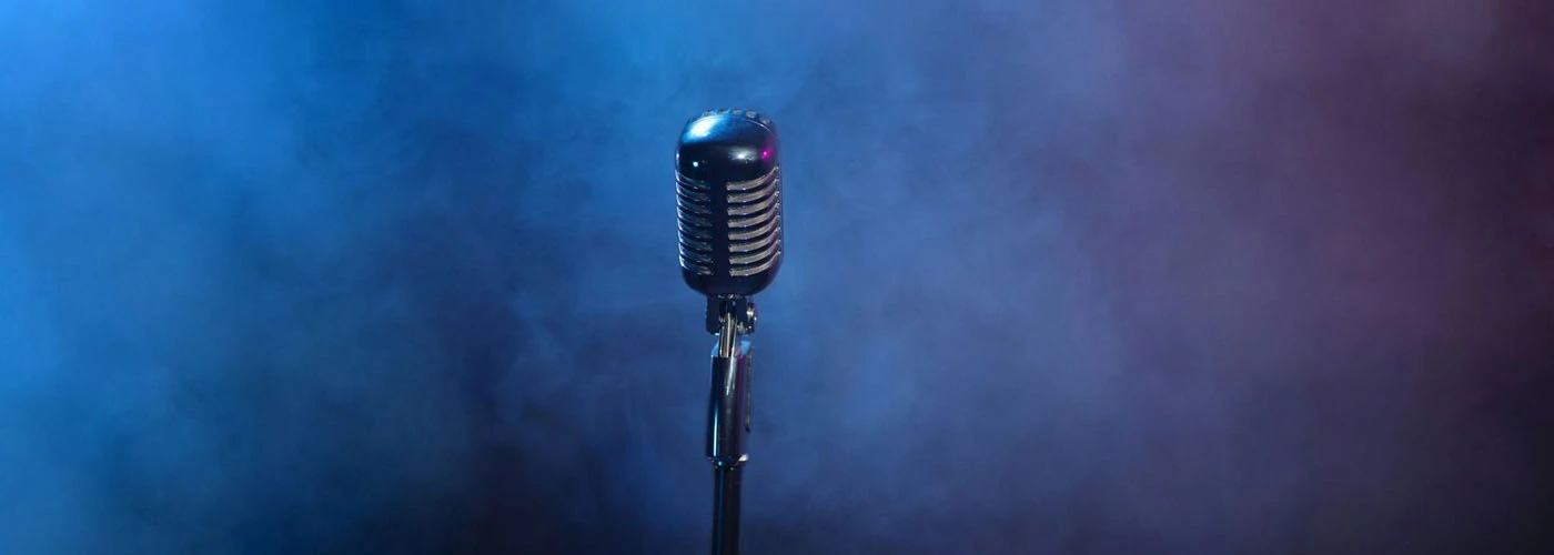 Постер Магия свечей. Мировые рок-хиты в джазе в Ростове-на-Дону